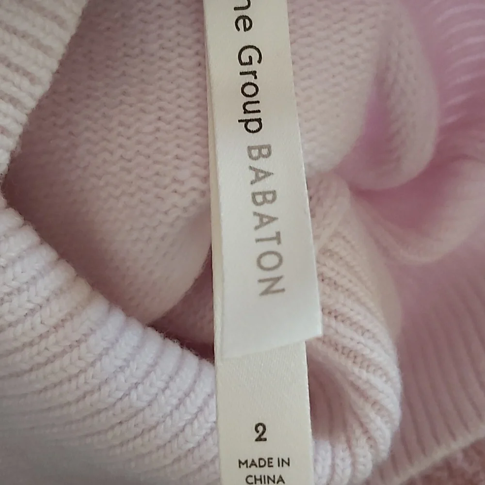 Aritzia Babaton Stargaze Turtleneck in Light Pink/Purple Size M/L - Picture 7 of 9